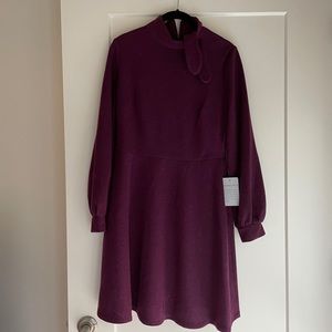 Gal Meets Glam Valentina Rress